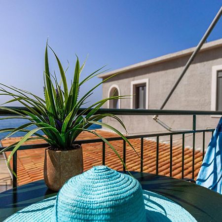 Marina Aparthotel Kardhamili Bagian luar foto