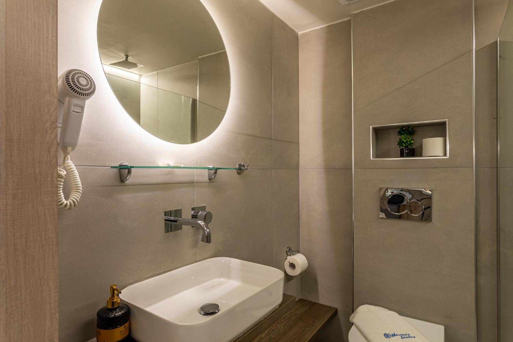 Marina Aparthotel Kardhamili Bagian luar foto