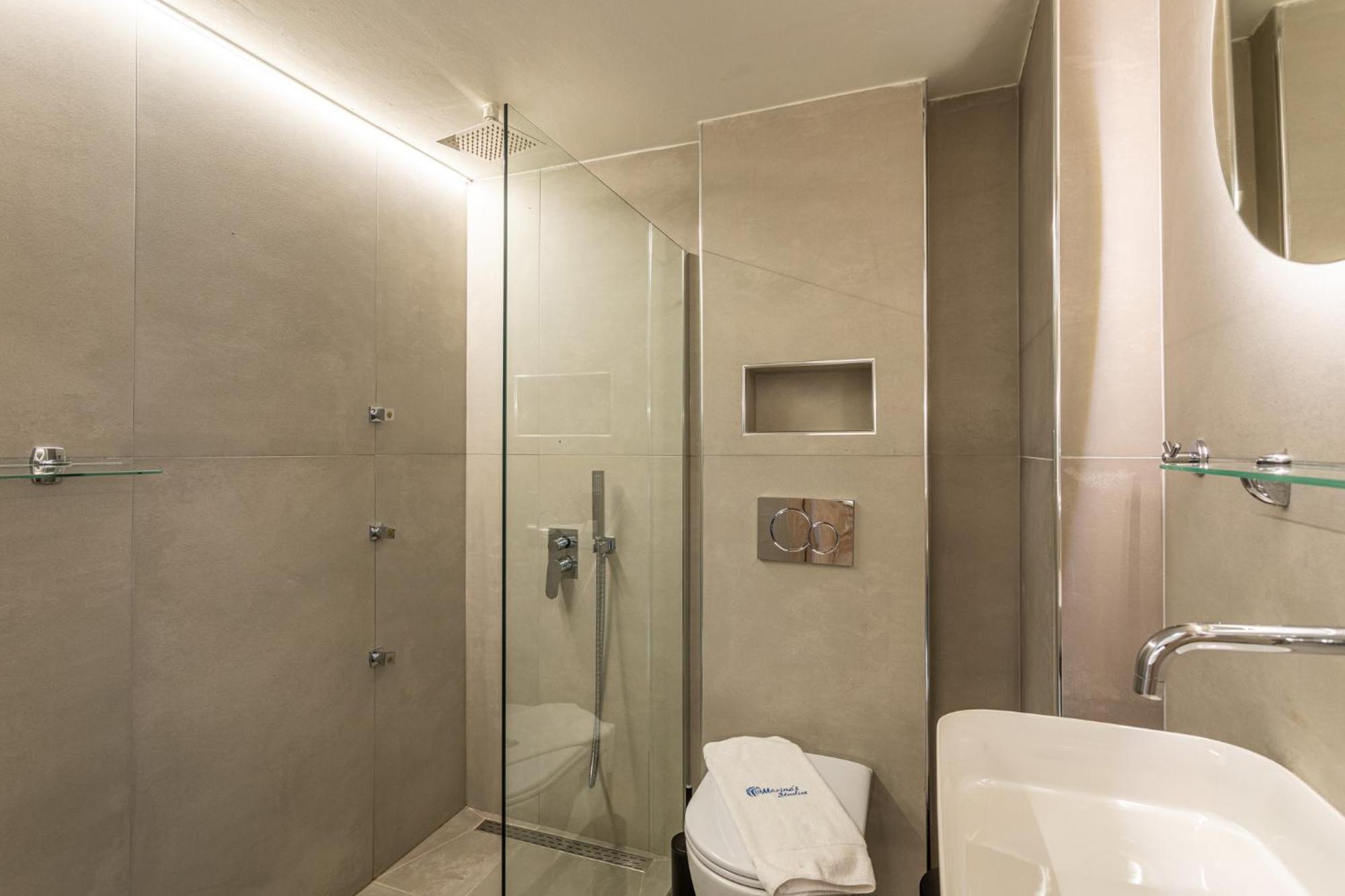 Marina Aparthotel Kardhamili Bagian luar foto