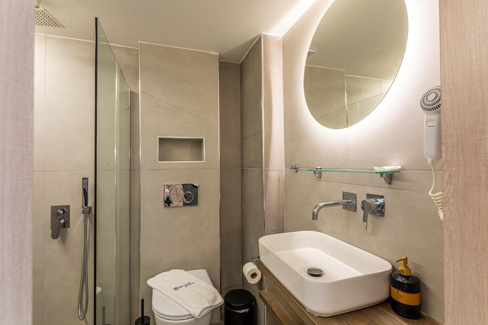 Marina Aparthotel Kardhamili Bagian luar foto